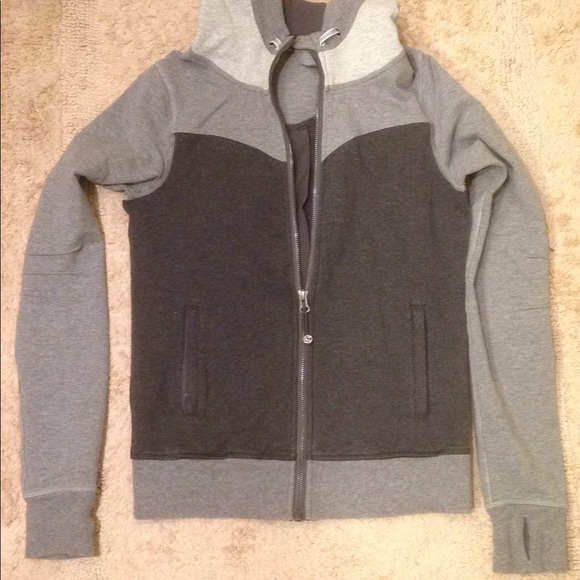 Lululemon Jacket - Picture 2 of 4